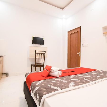 Отель Reddoorz Near Saigon Zoo Хошимин Экстерьер фото